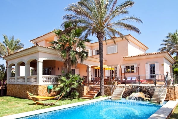 Stylish villa in Sa Torre with spacious garden