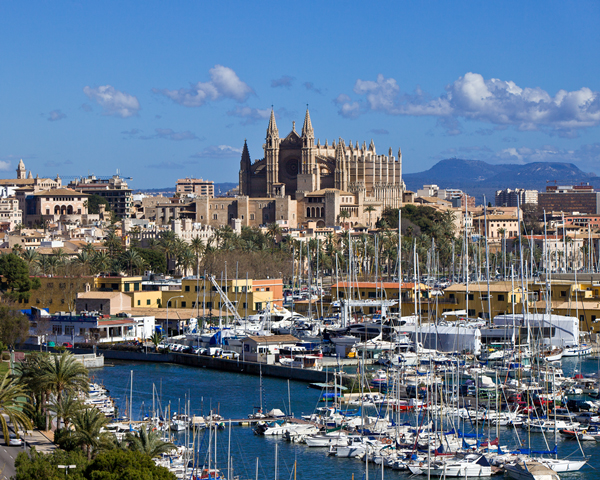 The capital Palma is not only very popular with commuters .
