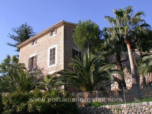 house in Fornalutx