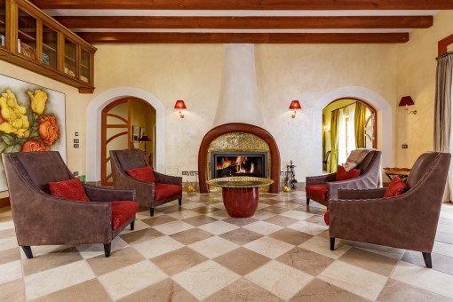 Cosy chimney lounge