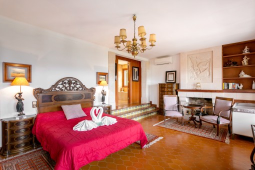 Spacious bedroom