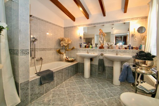 Bathroom en suite