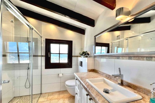 Elegant bathroom