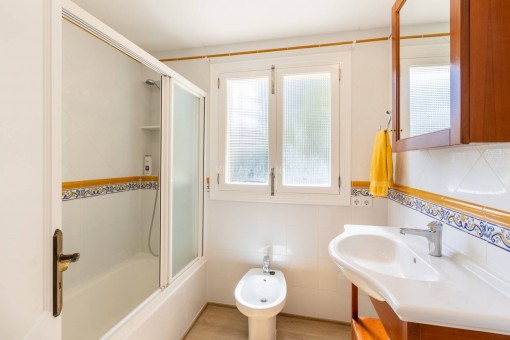 Bathroom with bathtub