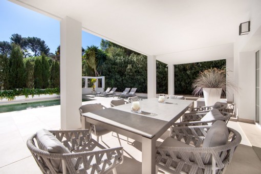 Covered outdoor dining area