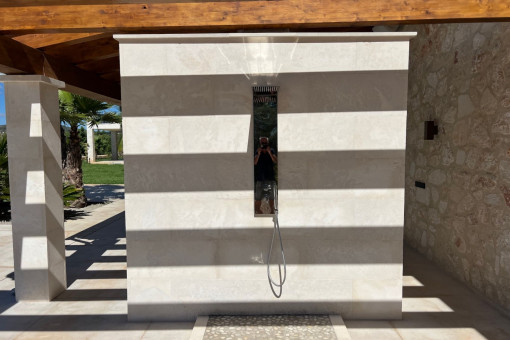 Outdoor shower from the pool area