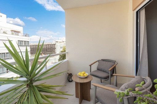 Covered terrace with panoramic view