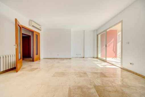 Living and dining area 