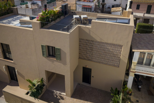 Exterior facade of the house