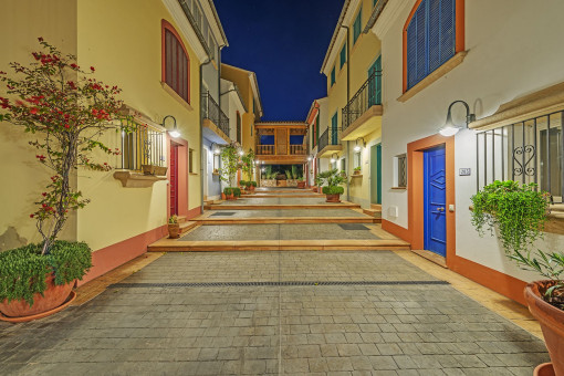 Street scene in a gated community