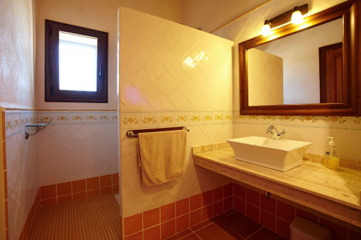 First bathroom on the ground floor