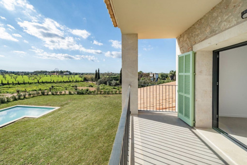 Terrace of the master bedroom on the first floor