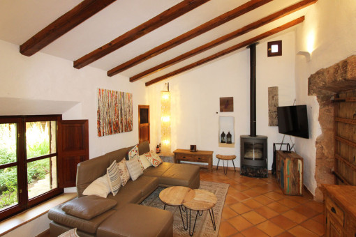 Livingroom-Mainhouse