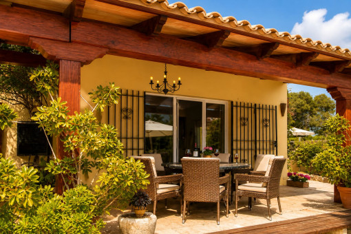 Covered terraces directly attached to the house