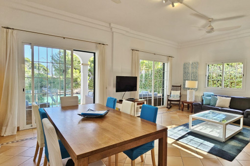 Living and dining area