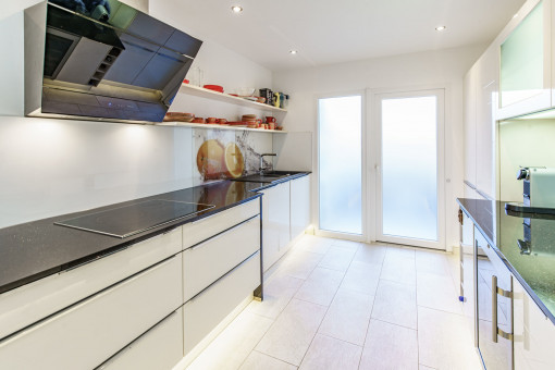 Fitted kitchen
