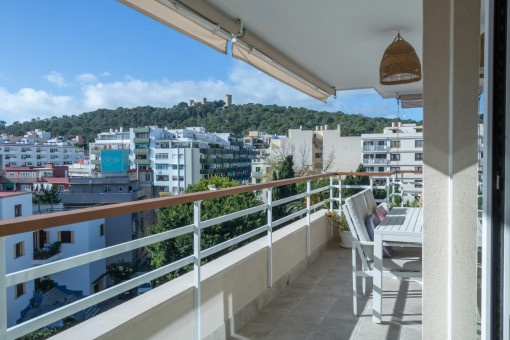 Spacious terrace with view of Bellver castle