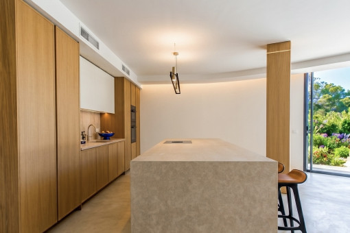 Open kitchen with kitchen island