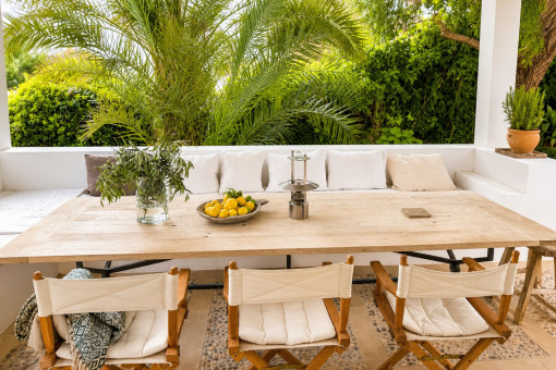 Outdoor dining area