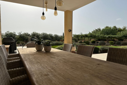 Outdoor dining area