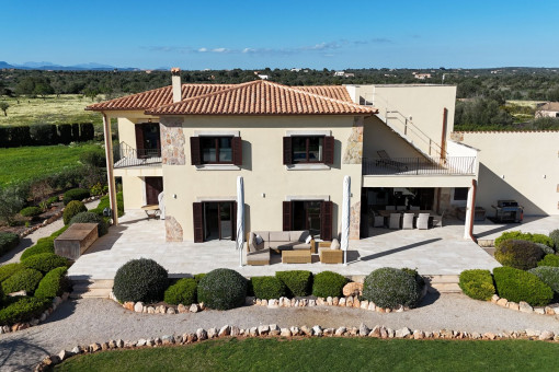 Finca frontal view