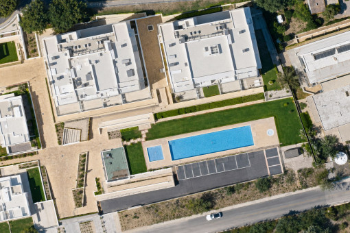 Residential complex with pool from a bird’s-eye view