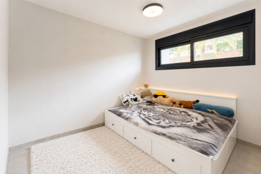 Second bedroom with built-in wardrobe