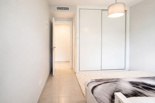 Main bedroom with spacious built-in wardrobe