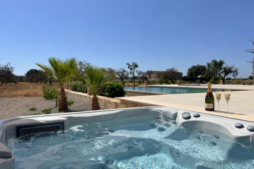 Jacuzzi on the Main Terrace