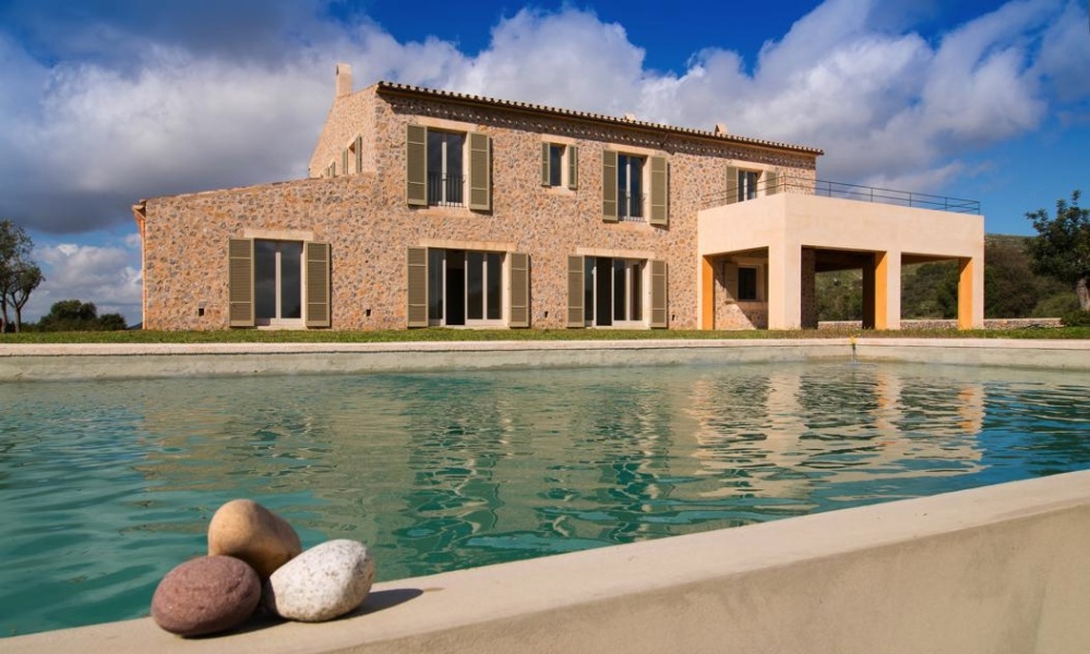 New Mediterranean finca with unbeatable views