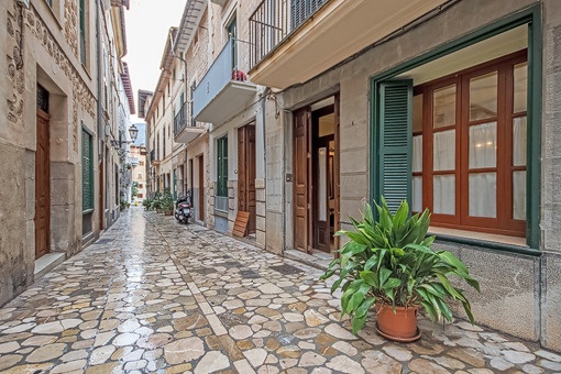 Street view of the town house