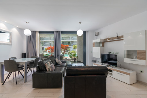 Living and dining area
