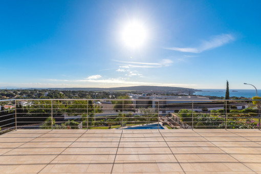 Stunning sea view villa with dreamlike sun terraces in Santa Ponsa