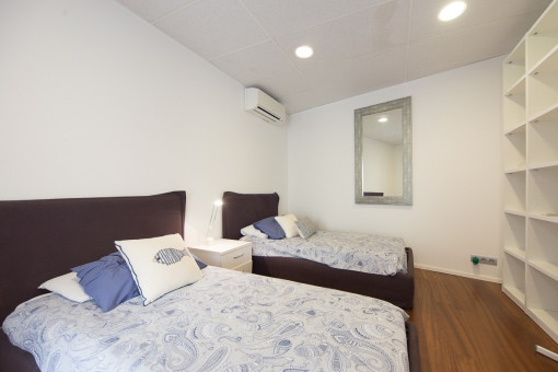 Large double bedroom