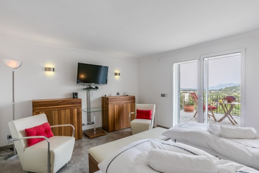 Master bedroom with own terrace