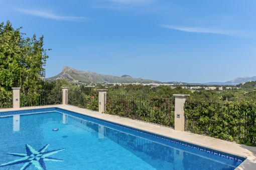 Views of the pool area