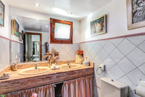 Bathroom en suite