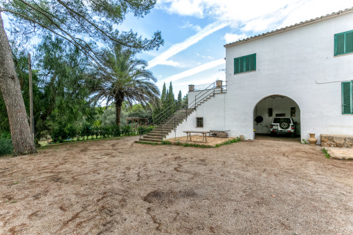 Exterior view of the finca