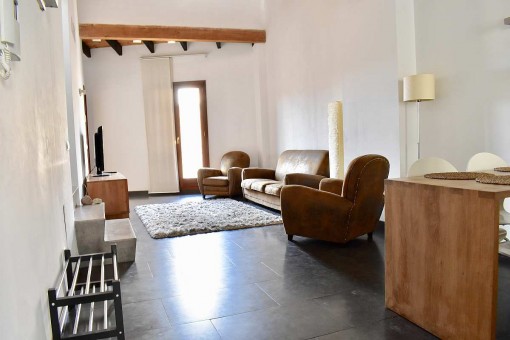 Stylish Penthouse Maisonette Apartment With A Private Roof Terrace