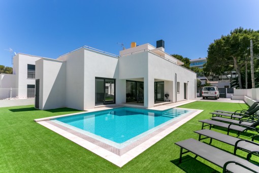 Fantastic Newly Built Villa In Playa De Palma For Rent