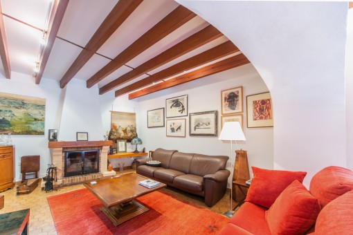Original Mallorcan House In The Heart Of The Island With Pool