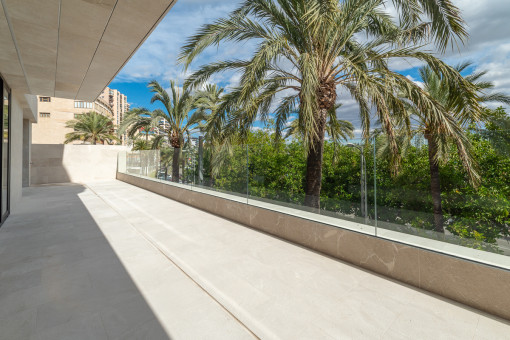 Large terrace with harbour views