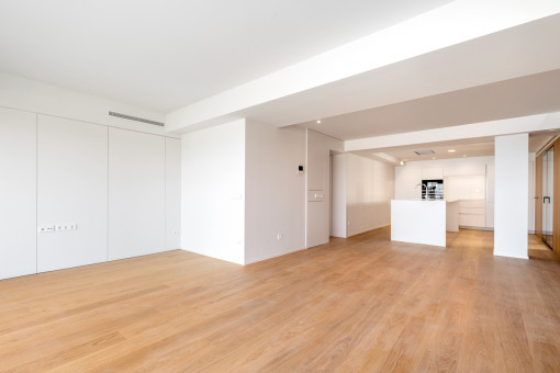 Light flooded living area