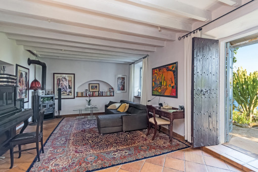 Living area with fireplace