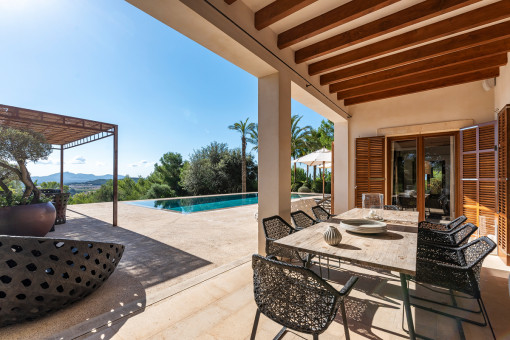 Covered dining area on the terrace