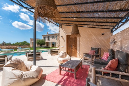 Lounge area