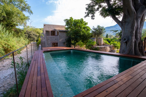 Pool area