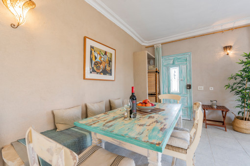 Dining area next to the entrance