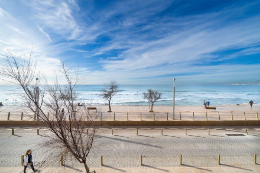 View to the promenade