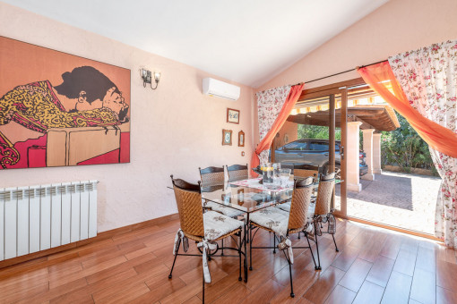 Dining area with terrace access